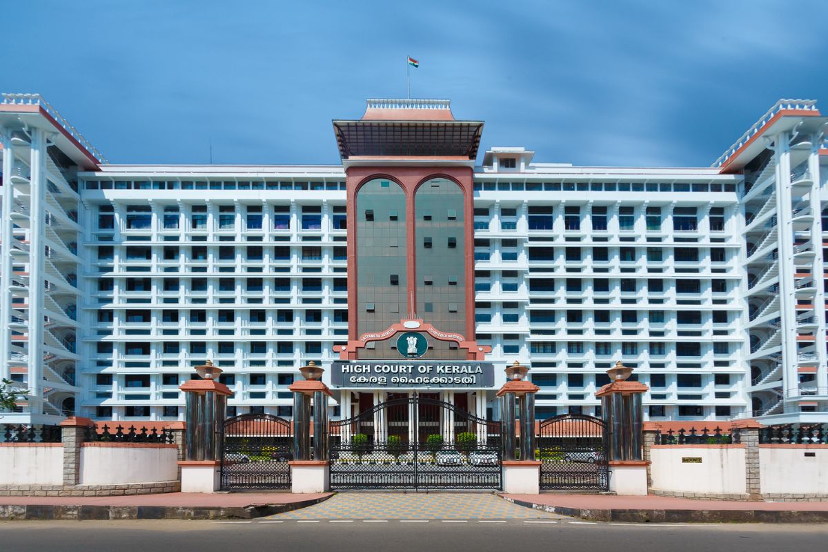 Kerala High Court Dismisses PIL Alleging Corruption in Safe Kerala Project